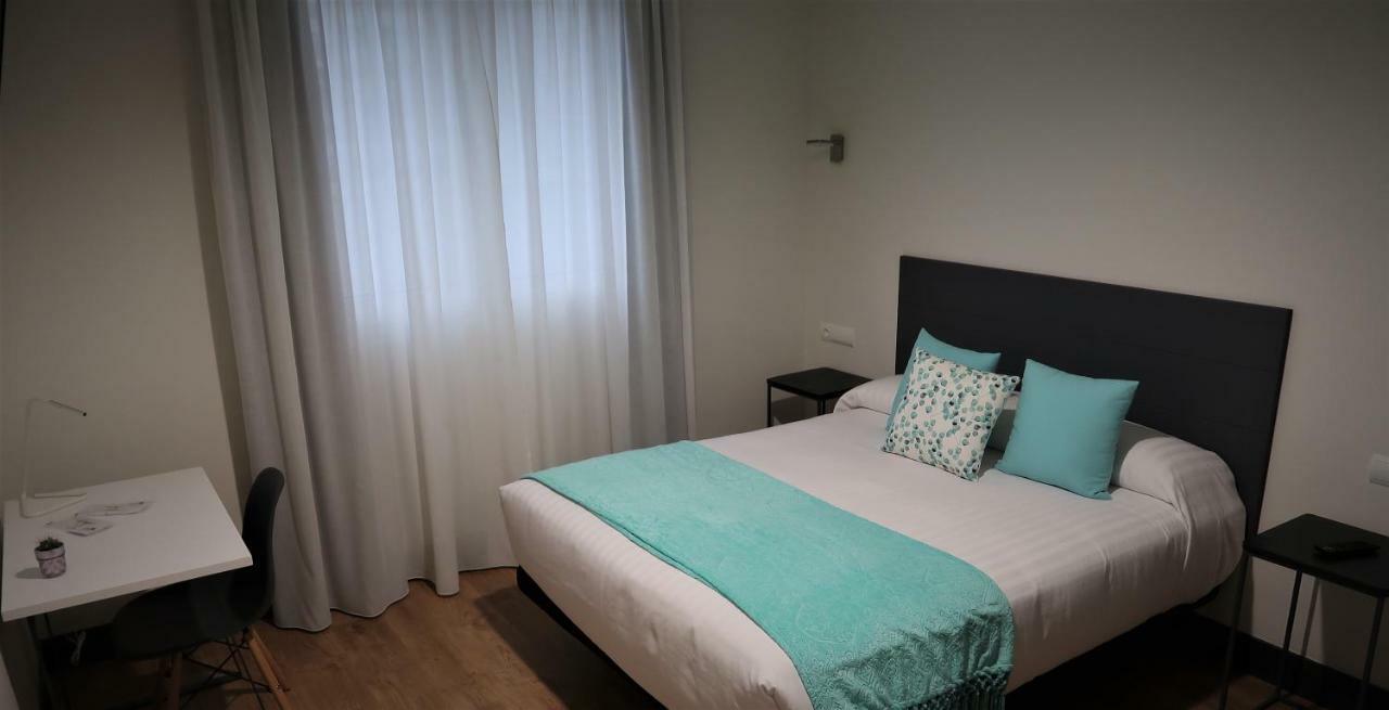 Hotel Malecon О-Барко-де-Вальдеоррас Экстерьер фото